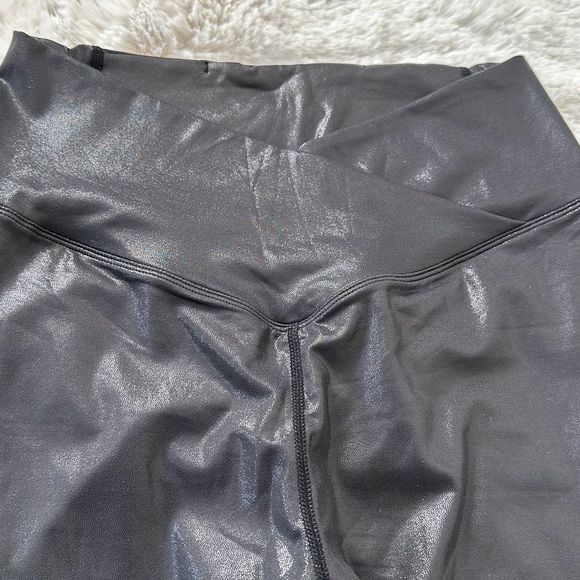 Halara Leggings Black Size L - Picture 3 of 7